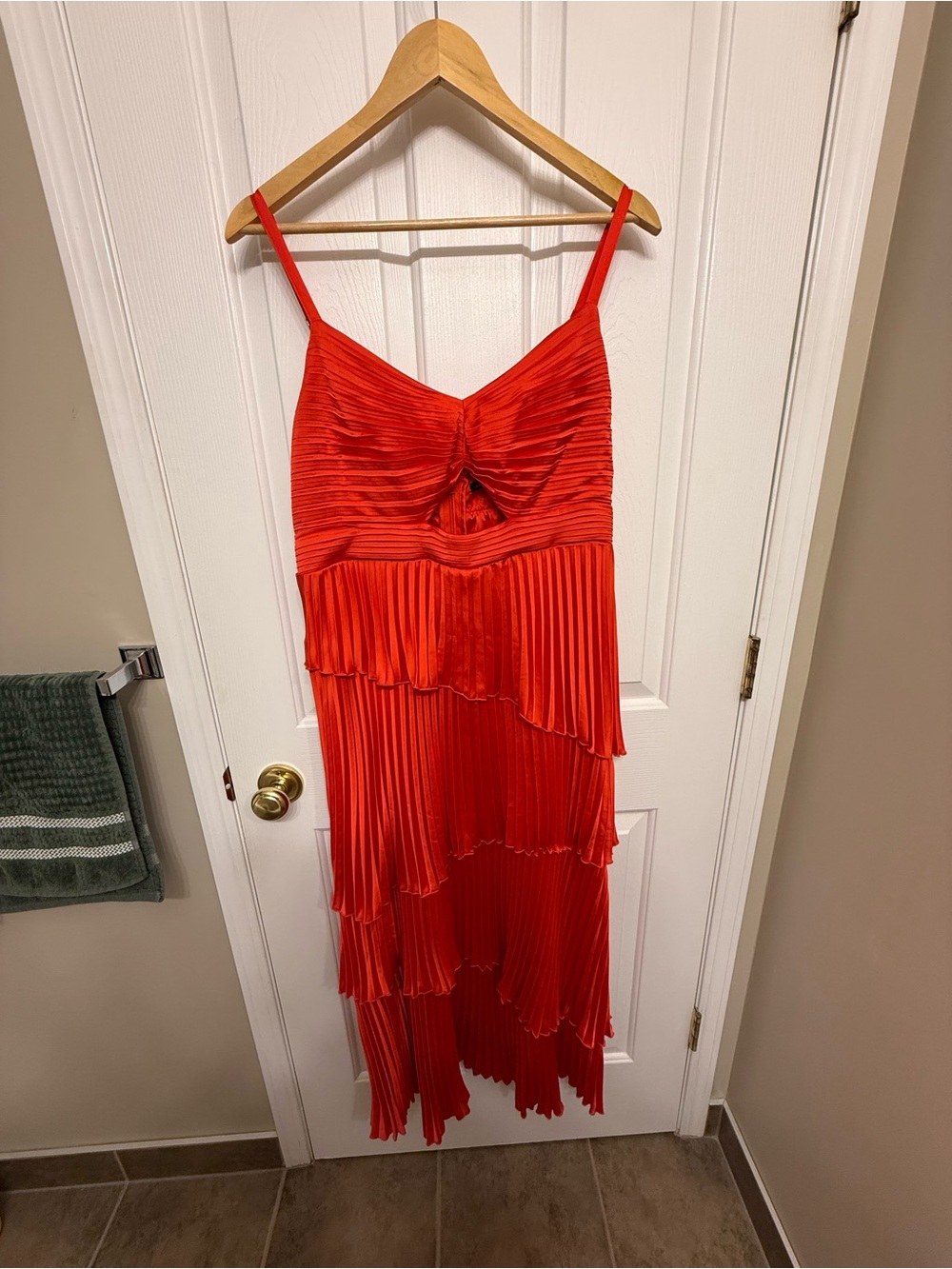 Abercrombie & Fitch Giselle Pleated Tiered Maxi Dress